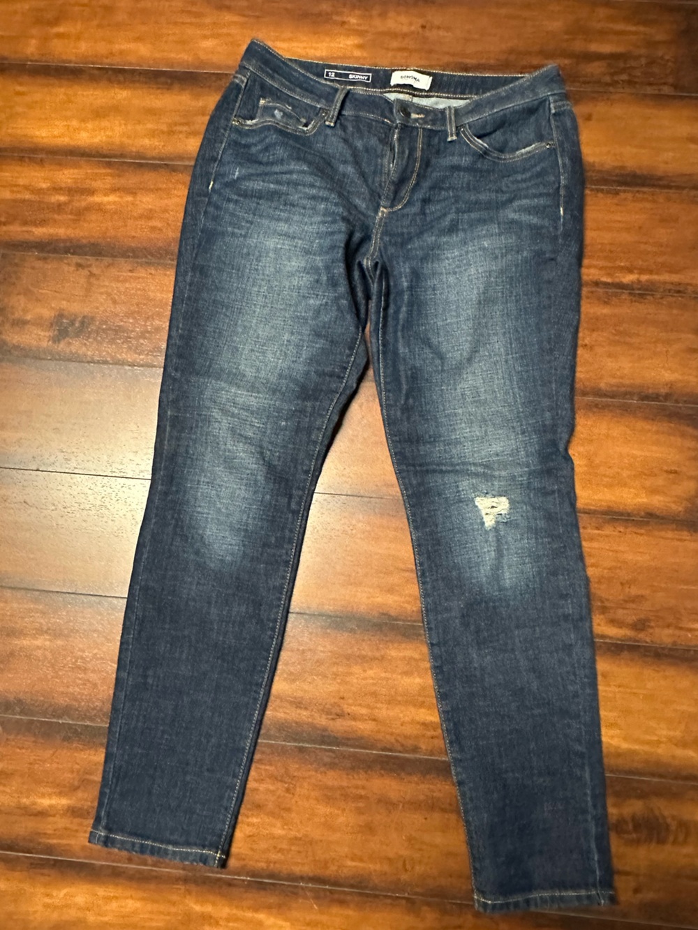Sonoma Dark Blue Skinny Jeans with Contrast Stitching